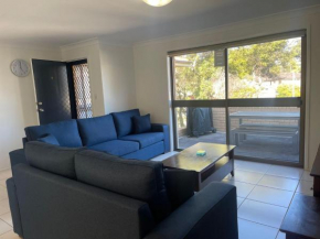 1,8 Christmas Bush Avenue - Comfortable townhouse, close proximatey to Dutchie's Beach and Nelson Bay CBD